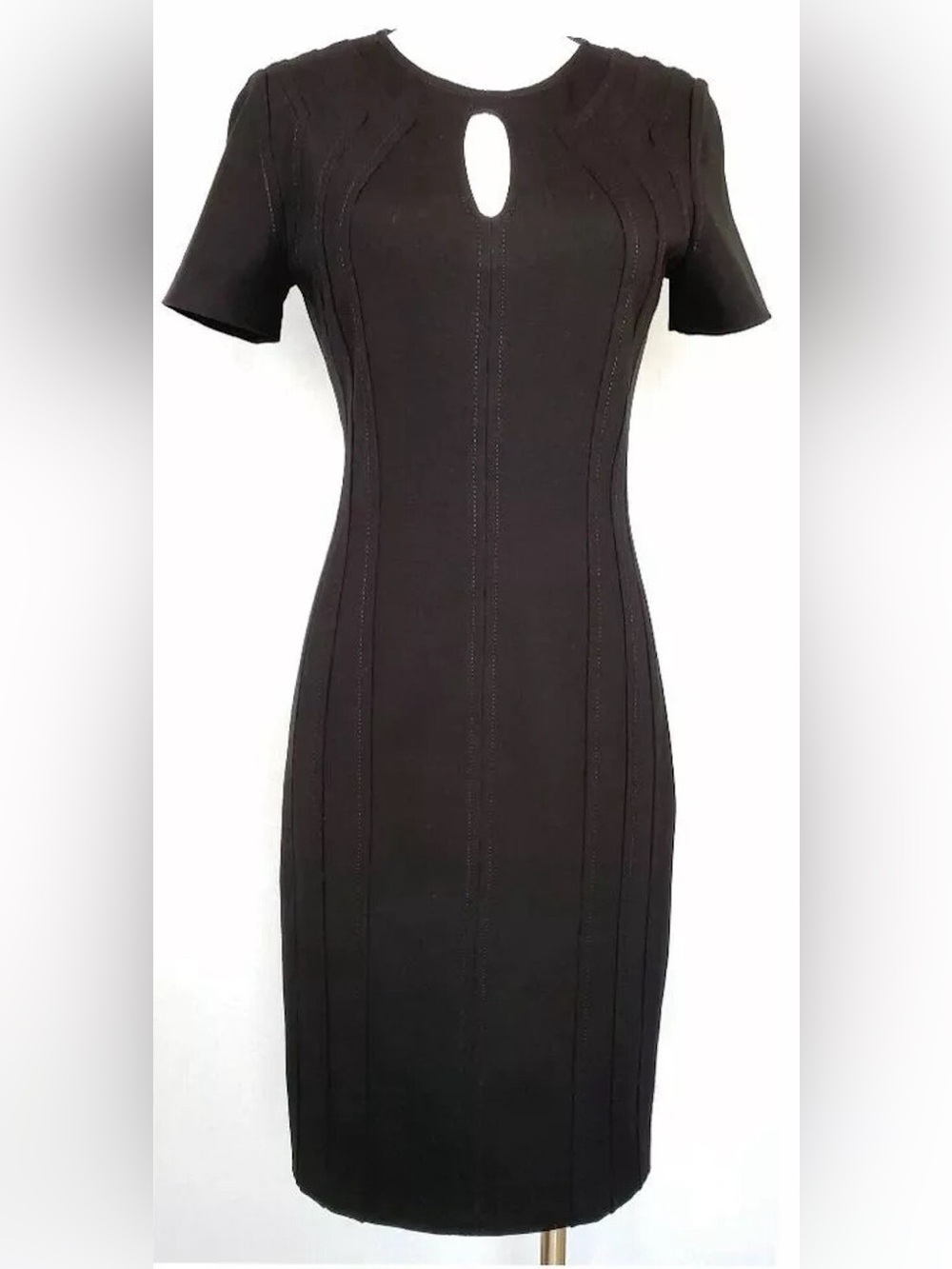 Diane von Furstenberg Black Short-Sleeve Sheath Dress Keyhole Neckline Size 8